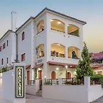 Araucaria Private Pool Jacuzzi Seaview *