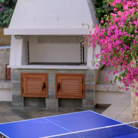 Villa Araucaria Private Pool Jacuzzi Seaview