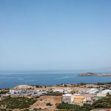 Villa Araucaria - Private Pool, Jacuzzi, Sea View