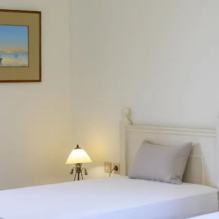 Villa Araucaria - Private Pool, Jacuzzi, Sea View