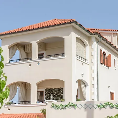 Araucaria - Private Pool, Jacuzzi, Sea View *