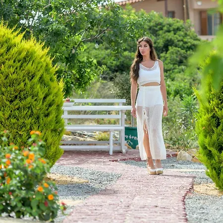 Araucaria - Private Pool, Jacuzzi, Sea View Villa