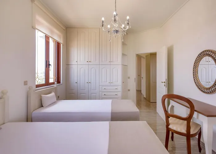 Вілла Araucaria Private Pool Jacuzzi Seaview Ретимно (Крит)