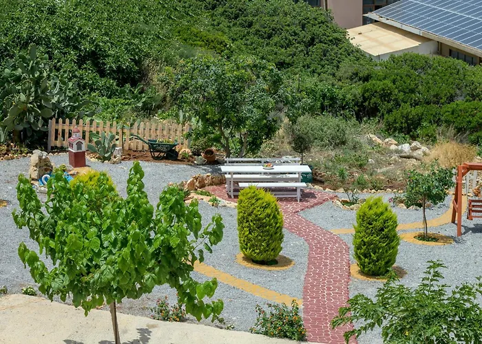 Вілла Araucaria Private Pool Jacuzzi Seaview Ретимно (Крит)