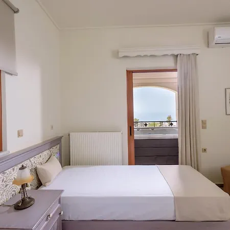 别墅 Araucaria Private Pool Jacuzzi Seaview 罗希姆诺