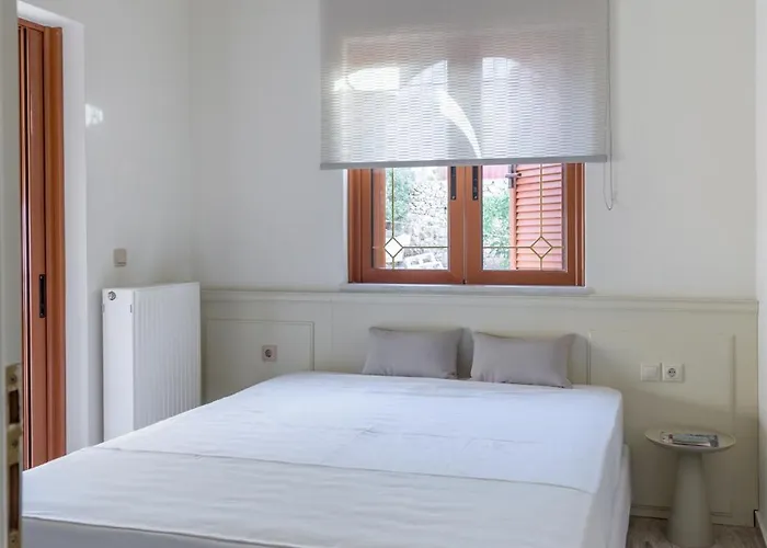 Araucaria Private Pool Jacuzzi Seaview Вилла