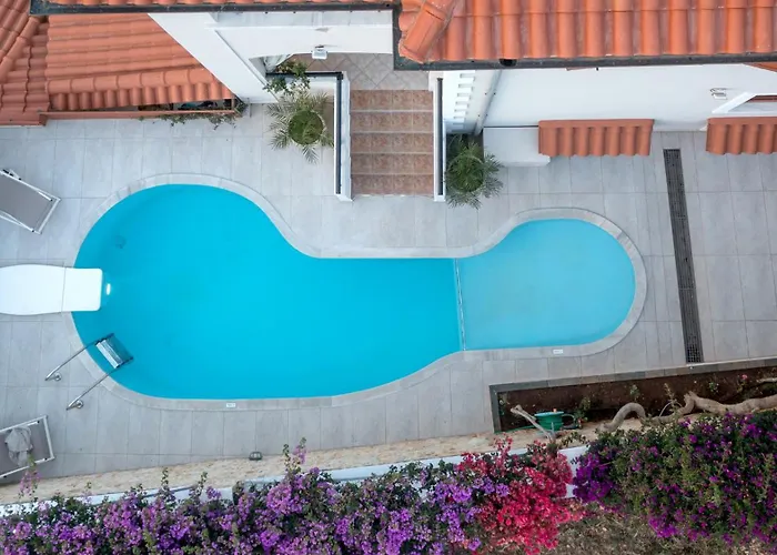 Вилла Araucaria Private Pool Jacuzzi Seaview *